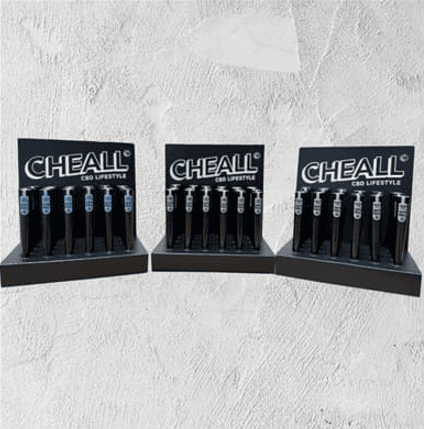 Présentoir de pré-rolls de fleurs de CBD Cheall, variétés White Widow, Strawberry et Amnesia, pour relaxation et bien-être.