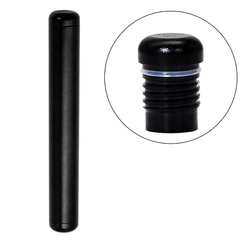 Tube de protection pré roll CBD en aluminium noir avec bouchon, idéal pour transporter et conserver les ouvrages de CBD en toute sécurité.